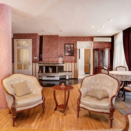 Aristocratic, Elegant, Designer Top Central Apartment Sofia Exterior photo