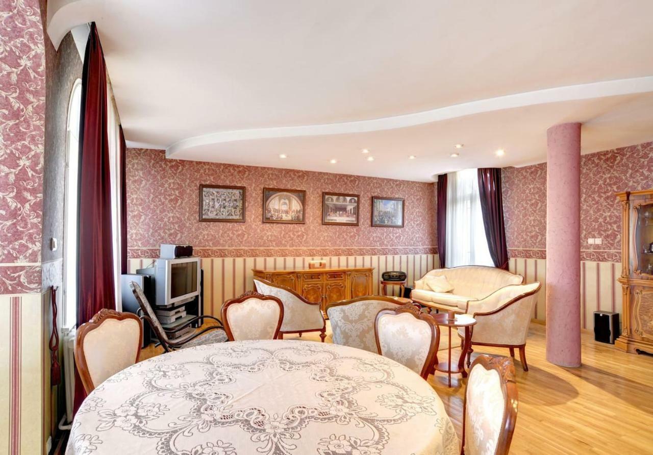 Aristocratic, Elegant, Designer Top Central Apartment Sofia Exterior photo